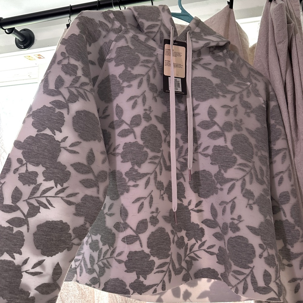 Women’s Calia hoodie!